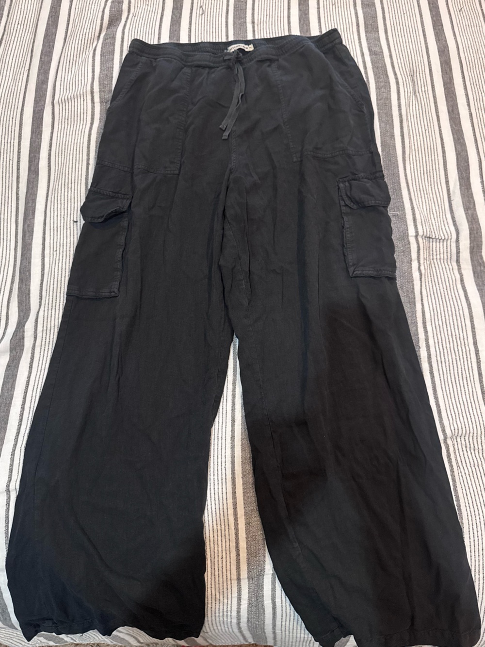 Salty Crew Men's Black Cargo Drawstring Pants